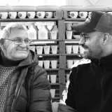 ...e Paolo D'Aniello (qui con il figlio Nicola), titolare della �D�Aniello Tradizioni Terramaniarte�